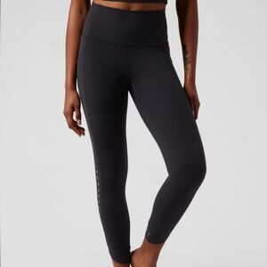 Athleta Salutation Stash Pocket II Laser Cut 7/8
Tight Black Small